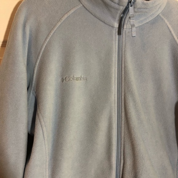 Columbia blue fleece  zip up‎ - Picture 2 of 4